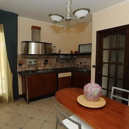 Elizabeth's House Cappelle sul Tavo